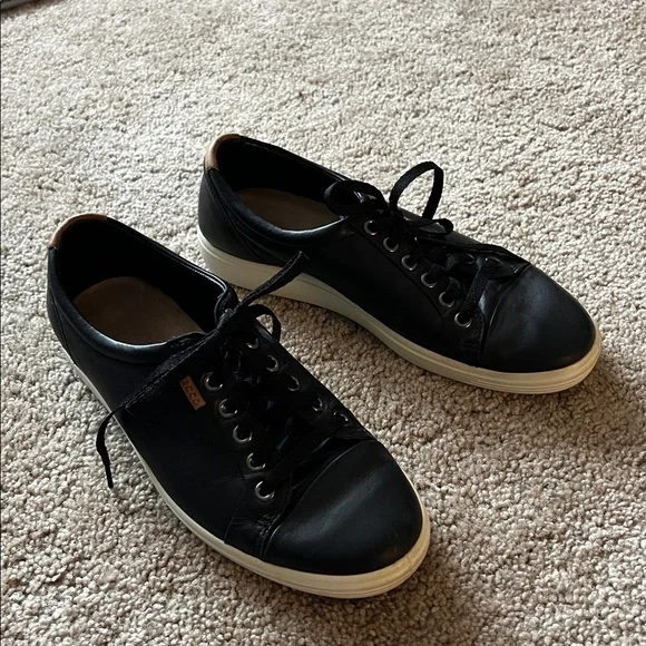 ECCO Soft 7 Women’s Black Leather Lace Up Sneakers Size 8 - Picture 3 of 16